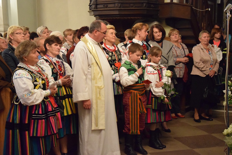 Powitanie ikony MB Częstochowskiej w Rzeczycy