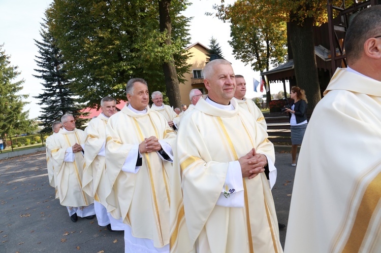 Kamień węgielny w Pogórskiej Woli