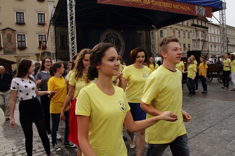 Happening Fundacji Dzieło Nowego Tysiąclecia