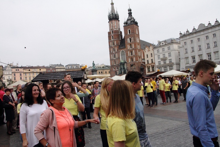 Happening Fundacji Dzieło Nowego Tysiąclecia