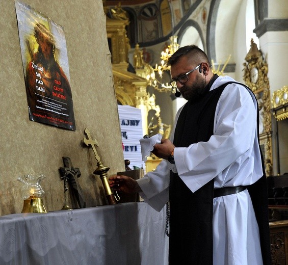 Teatr w pułtuskiej bazylice
