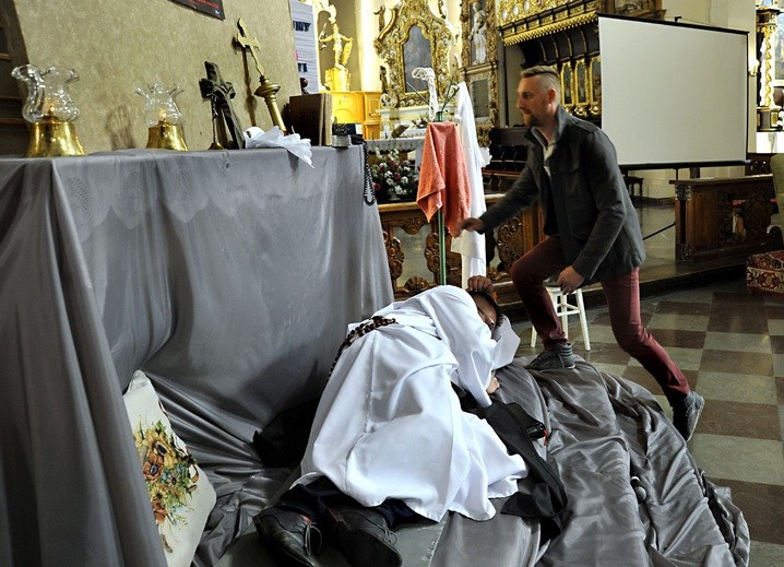 Teatr w pułtuskiej bazylice