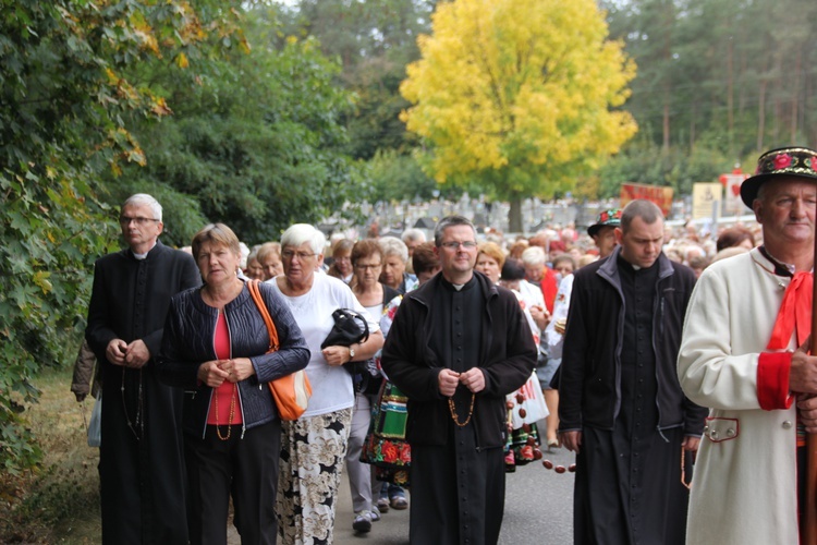 XII Pielgrzymka Kół Żywego Różańca do Domaniewic