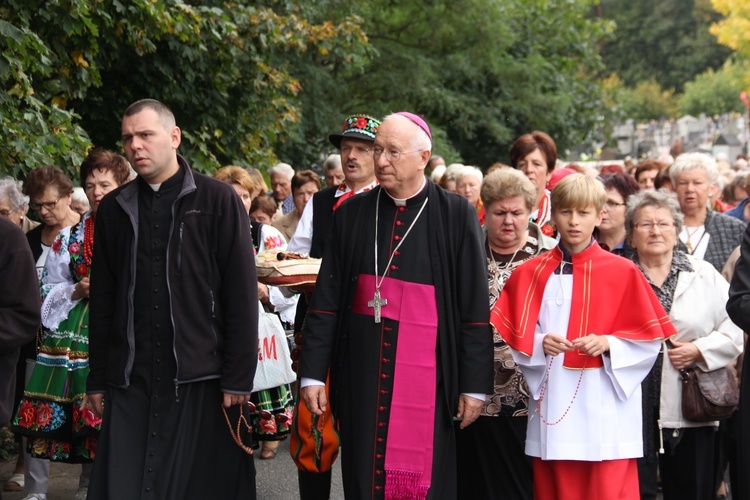 XII Pielgrzymka Kół Żywego Różańca do Domaniewic