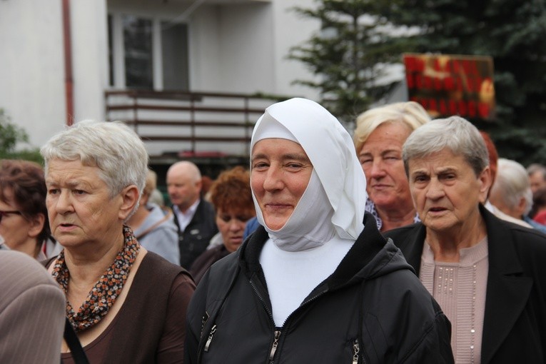 XII Pielgrzymka Kół Żywego Różańca do Domaniewic