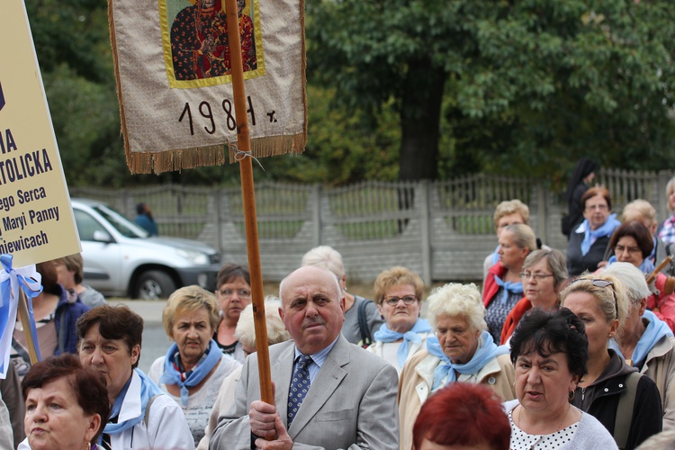 XII Pielgrzymka Kół Żywego Różańca do Domaniewic