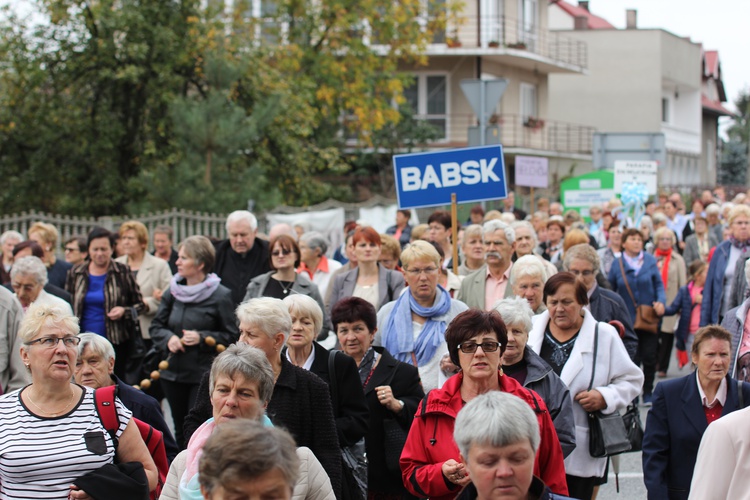 XII Pielgrzymka Kół Żywego Różańca do Domaniewic