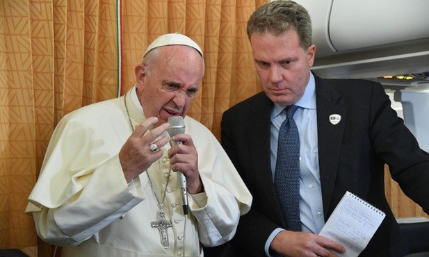 Franciszek: "Podłością jest to, co dzisiaj robi się z indoktrynacją teorii gender"