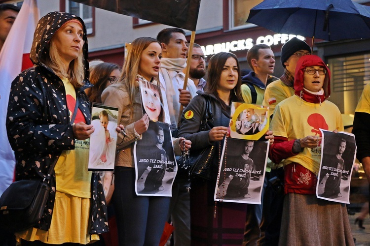 Biały protest, czyli modlitwa o życie dla bezbronnych