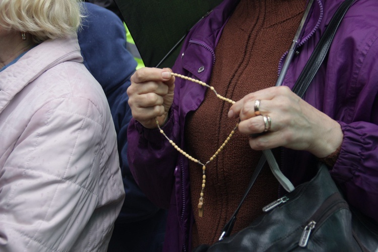 Obrońcy życia modlili się na placu Solidarności