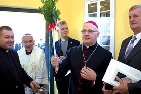 Poświęcenia obiektu dokonał abp Józef Górzyński.