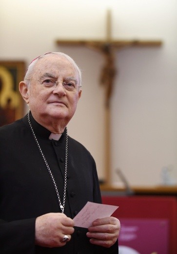 Abp Hoser: Kobieta po aborcji uzyska przebaczenie 