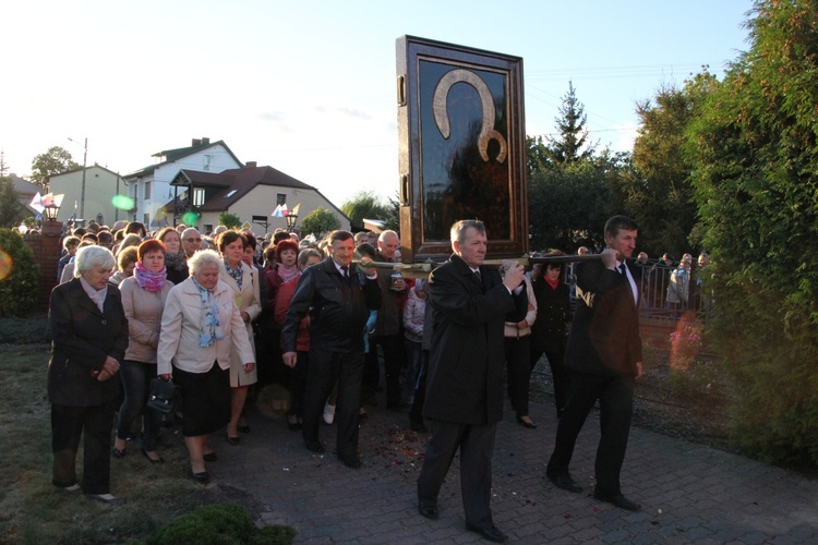 Powitanie ikony MB Częstochowskiej w Czerniewicach