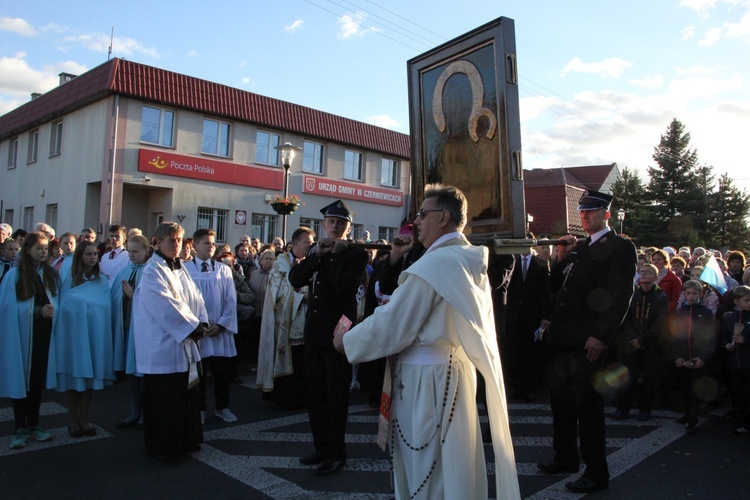 Powitanie ikony MB Częstochowskiej w Czerniewicach