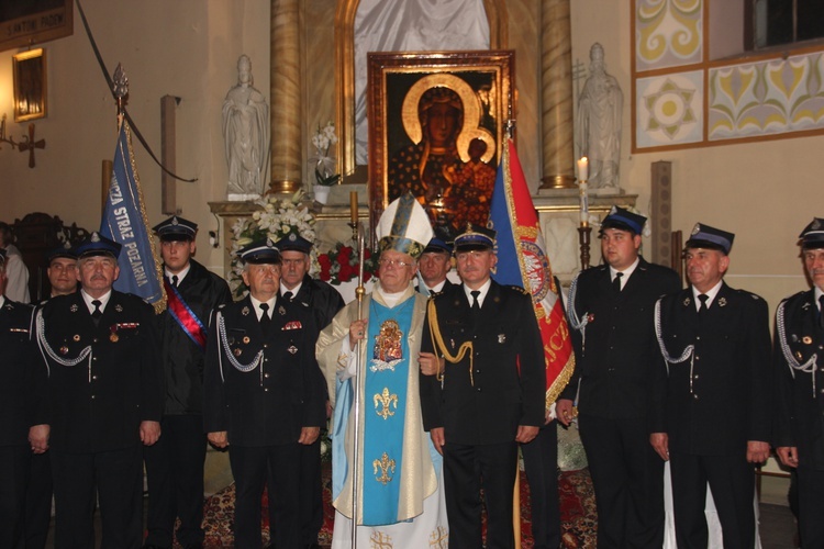 Powitanie ikony MB Częstochowskiej w Inowłodzu