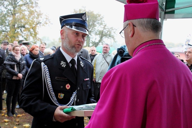 Powitanie abp. Józefa Górzyńskiego w Bałdach