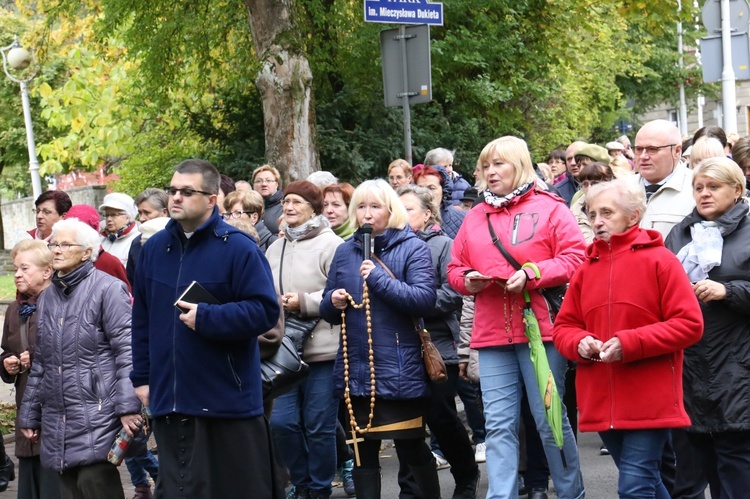 Procesja różańcowa w Krynicy-Zdroju