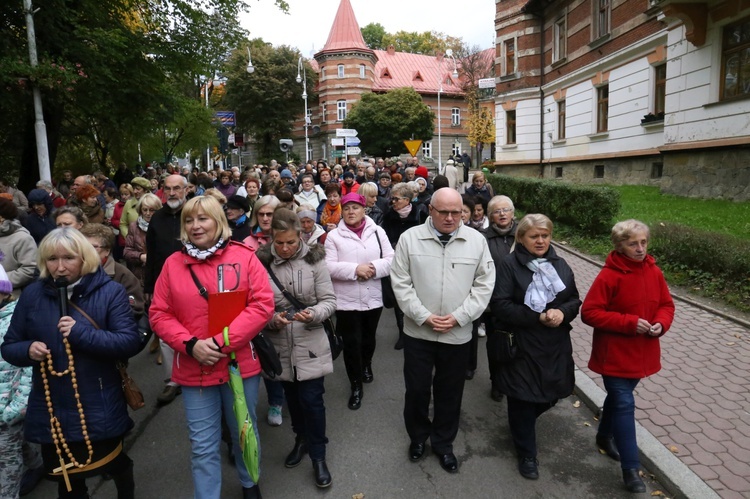 Procesja różańcowa w Krynicy-Zdroju