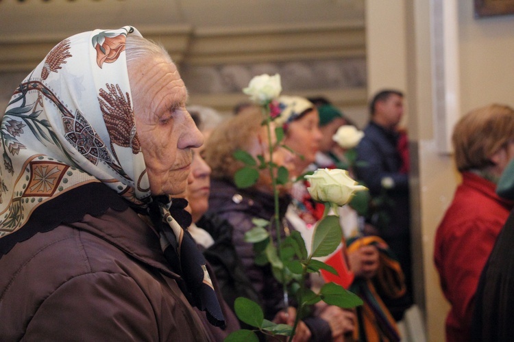 Powitanie ikony MB Częstochowskiej w Lubochni