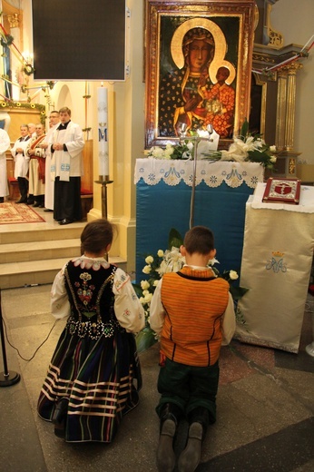 Powitanie ikony MB Częstochowskiej w Lubochni