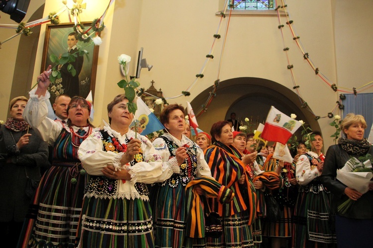 Powitanie ikony MB Częstochowskiej w Lubochni