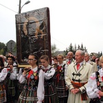 Powitanie ikony MB Częstochowskiej w Lubochni