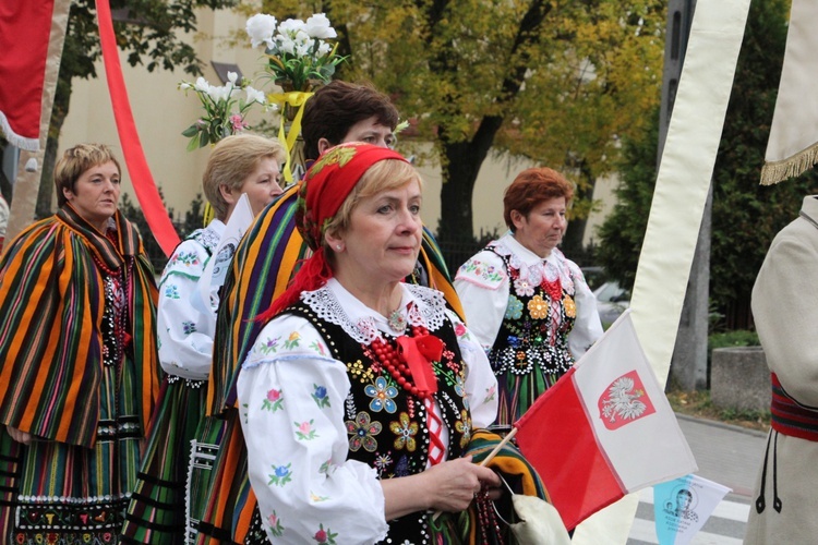 Powitanie ikony MB Częstochowskiej w Lubochni