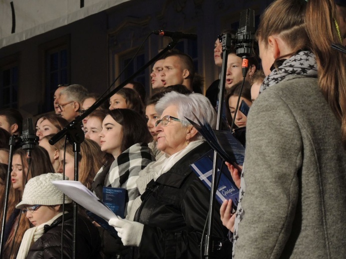 Dzień Papieski AD 2016 na Rynku w Bielsku-Białej