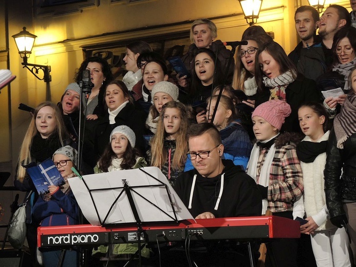 Dzień Papieski AD 2016 na Rynku w Bielsku-Białej