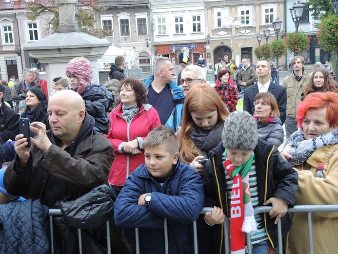 Dzień Papieski AD 2016 na Rynku w Bielsku-Białej