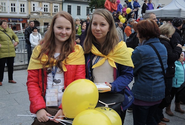 Dzień Papieski AD 2016 na Rynku w Bielsku-Białej