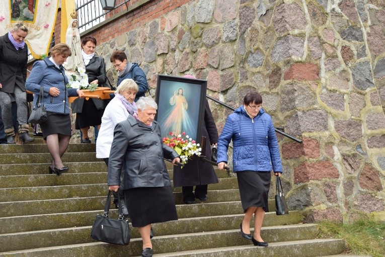 Powitanie ikony MB Częstochowskiej w Żelechlinku