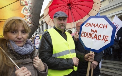 Protest przeciwko reformie edukacji