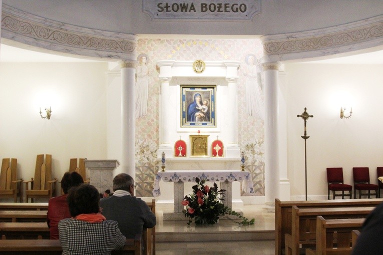 Różańcowa procesja do Ustronia-Hermanic