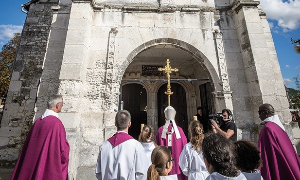 2 października w kościele Saint-Étienne du Rouvray odbyło się nabożeństwo ekspiacyjne.