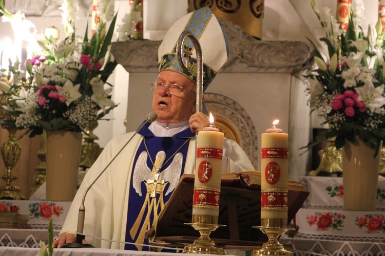 Powitanie ikony MB Częstochowskiej w Białyninie