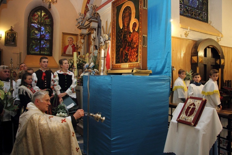 Powitanie ikony MB Częstochowskiej w Białyninie