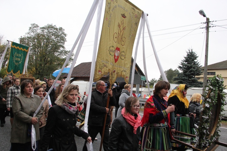 Powitanie ikony MB Częstochowskiej w Białyninie