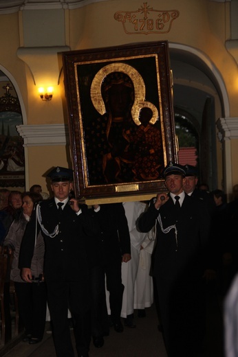 Powitanie ikony MB Częstochowskiej w Głuchowie