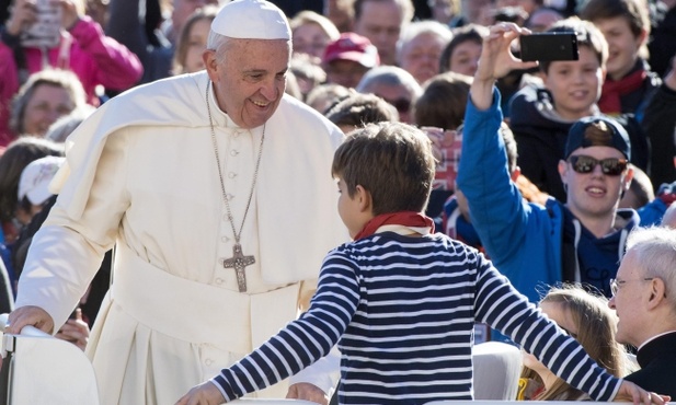 Papież na Światowy Dzień Migranta: Dzieci są po trzykroć bezbronne
