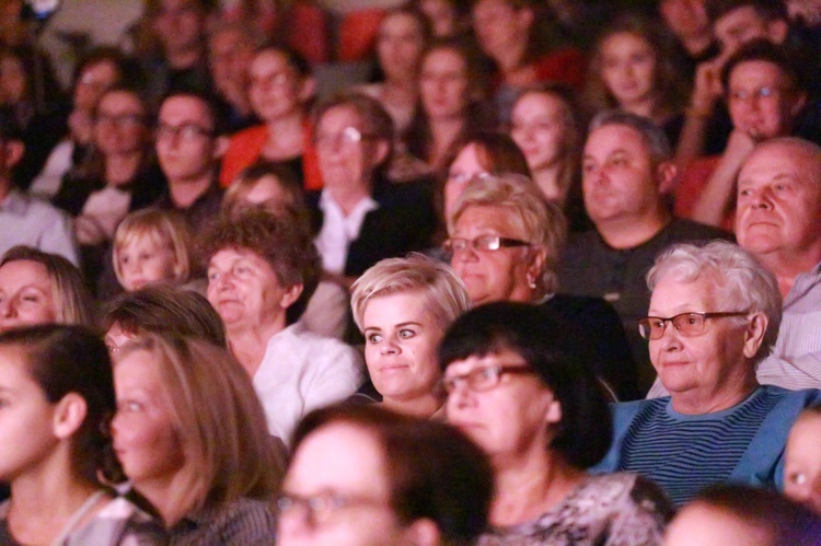 Koncert Ziarenek nadziei