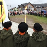 Pomnik ks. Karola Wojtyły w Gdowie