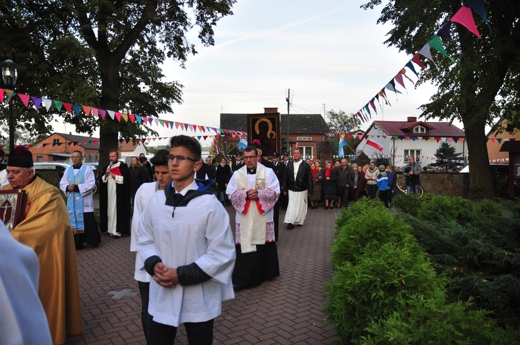 Powitanie ikony MB Częstochowskiej w Wysokienicach