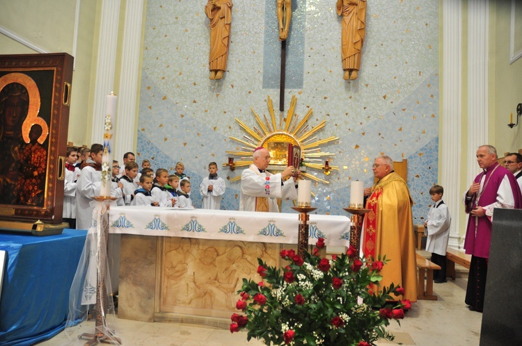 Powitanie ikony MB Częstochowskiej w Wysokienicach