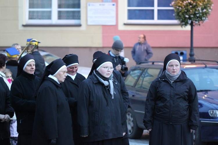 Uroczystości jadwiżańskie 2016 - pielgrzymka Trzebniczan do grobu św. Jadwigi 