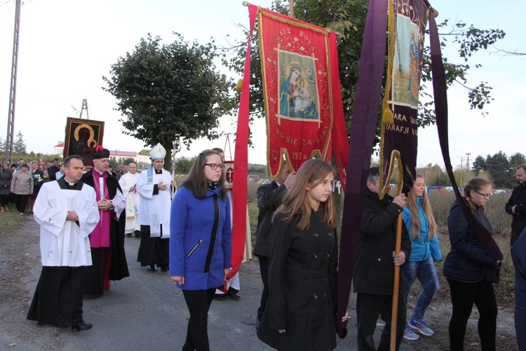 Powitanie ikony MB Częstochowskiej w Boguszycach