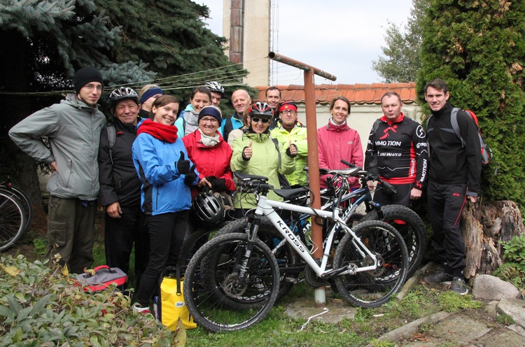 Uroczystości jadwiżańskie 2016 - pielgrzymka kobiet i rowerzystów