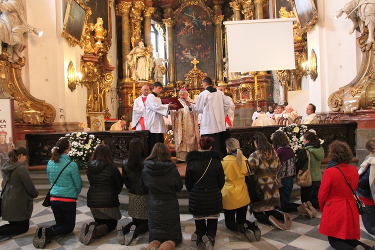 Uroczystości jadwiżańskie 2016 - pielgrzymka kobiet i rowerzystów