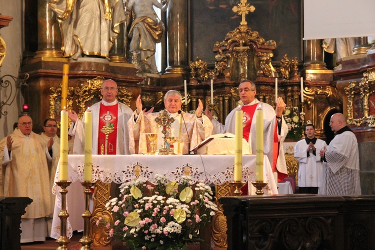 Uroczystości jadwiżańskie 2016 - pielgrzymka kobiet i rowerzystów