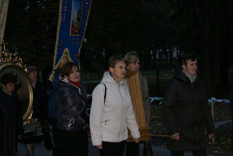 Powitanie ikony MB Częstochowskiej w Cielądzu